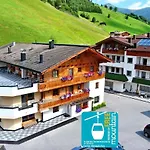 Panzió Gaestehaus Hochstaffl 3*