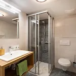 Gaestehaus Hochstaffl Bed & Breakfast 3*