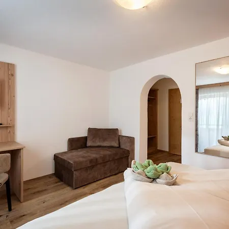 Gaestehaus Hochstaffl Oda ve Kahvaltı Gerlos