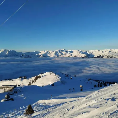 Gaestehaus Hochstaffl جيرلوس
